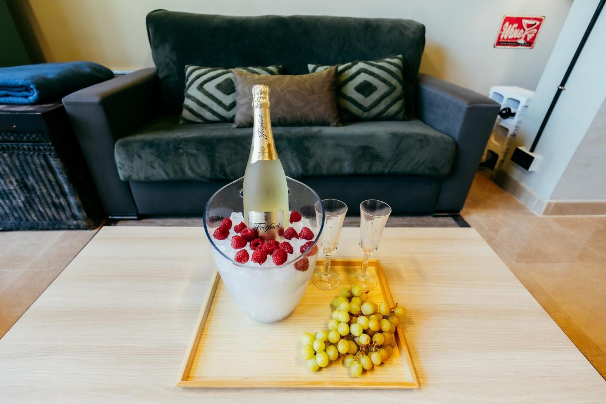 Apartment Ruzafa Roots, 12 Min To Centre, Smart Tv, Wine Valencia Exterior foto